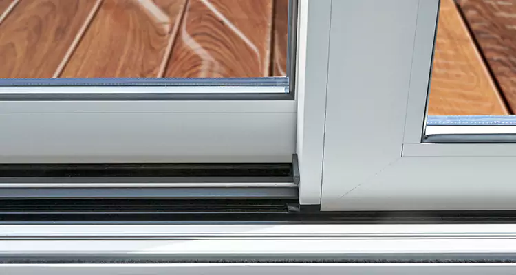 Patio Doors Leaking Water Issue Repair Services in Maitland, FL