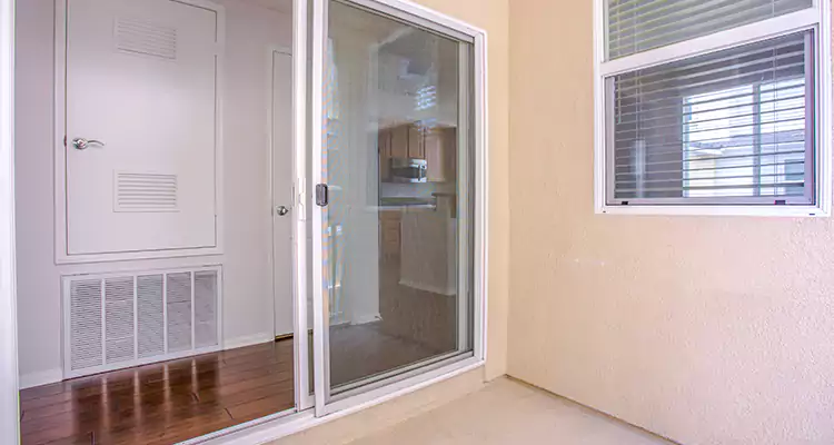 Sliding Screen Door Track Repair in Maitland, FL