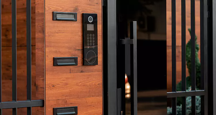Automatic Door Maintenance in Maitland, FL