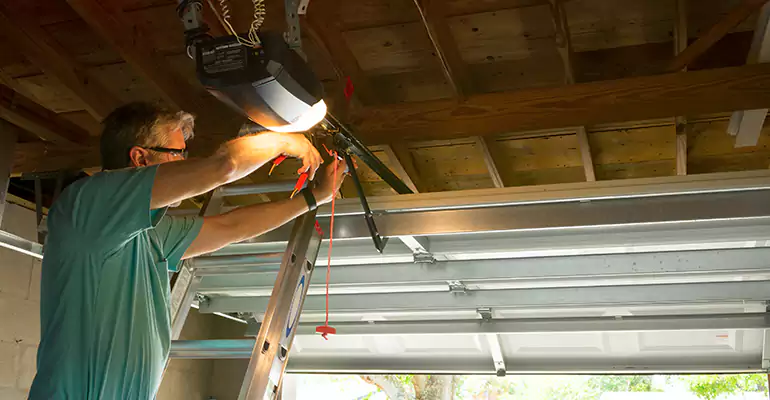 Chamberlain Garage Door Repair in Maitland, FL