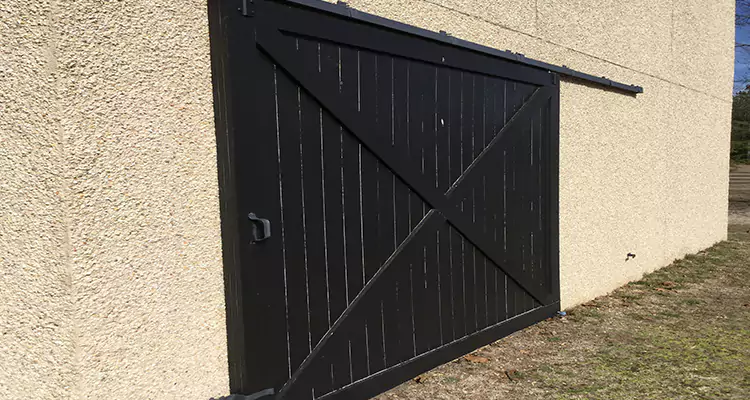 Sliding Barn Door Stuck Maintenance in Maitland, FL